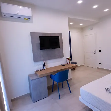Iris Guest house