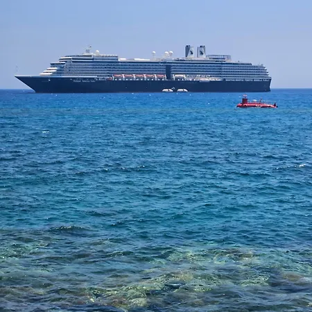 Konukevi Iris 4*